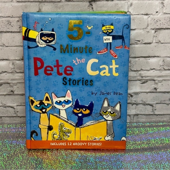 Pete the Cat: 5-Minute Bedtime Stories: Includes 12 Cozy Stories! - Picture 1 of 12